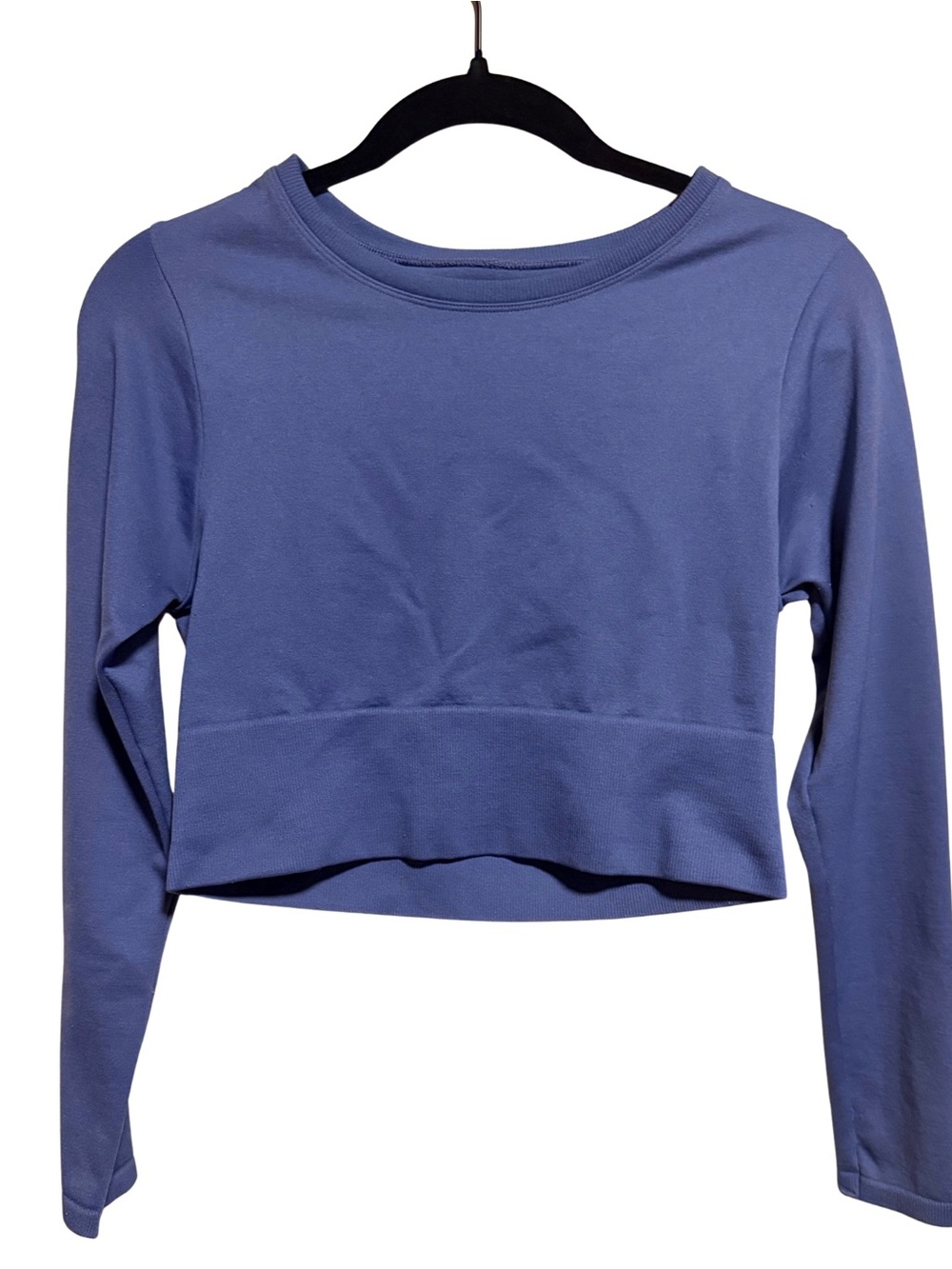 Offline by Aerie Women’s Long Sleeve Cropped Workout Top in Periwinkle Blue